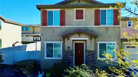 5212 Riley Ct, Palmdale, CA 93552