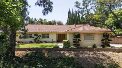 19600 Kingsbury St, Chatsworth, CA 91311