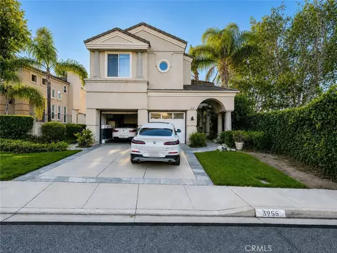 3955 Sunsetridge Rd, Moorpark, CA 93021