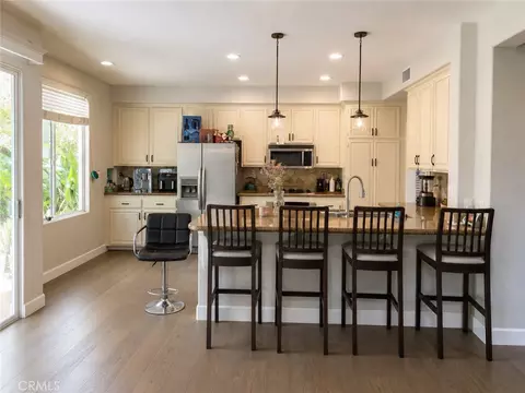 Kitchen - 3955 Sunsetridge Rd, Moorpark, CA 93021 photo 1 of 1