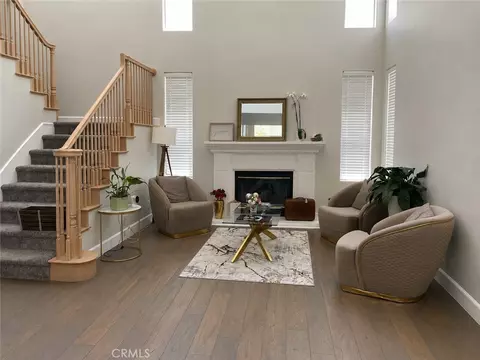 Living - 3955 Sunsetridge Rd, Moorpark, CA 93021 photo 1 of 2