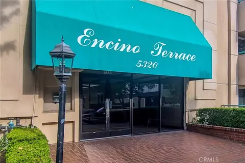 5320 Zelzah Ave #201, Encino, CA 91316