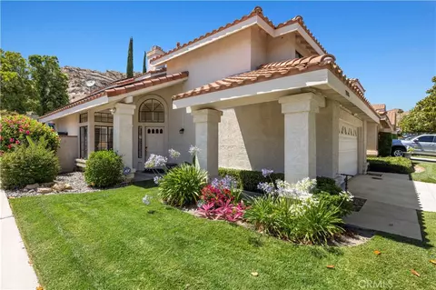 29065 Marilyn Dr, Canyon Country, CA 91387