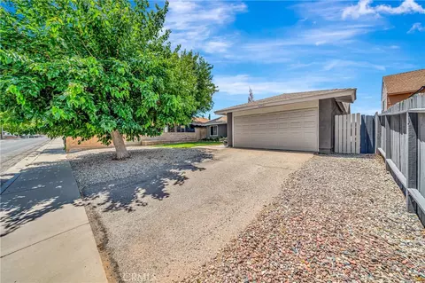 Exterior - 42921 Alep, Lancaster, CA 93536 photo 9 of 10
