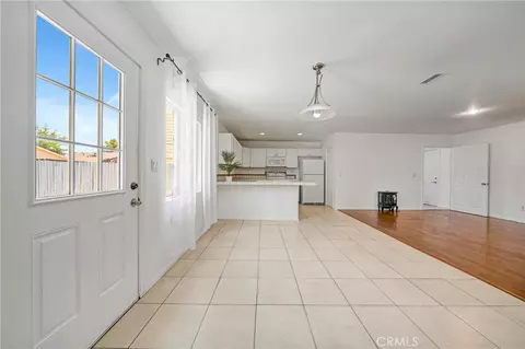 Entry Way - 42921 Alep, Lancaster, CA 93536 photo 1 of 2