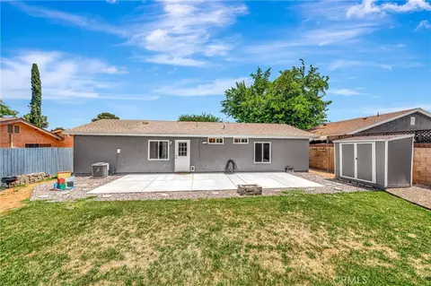 Exterior - 42921 Alep, Lancaster, CA 93536 photo 6 of 10