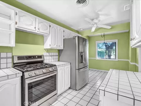 Kitchen - 6923 Comanche Ave, Winnetka, CA 91306 photo 2 of 2