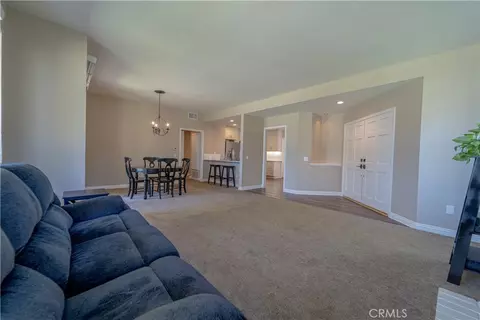 Living - 405 Huyler Ln #D, Simi Valley, CA 93065 photo 3 of 5