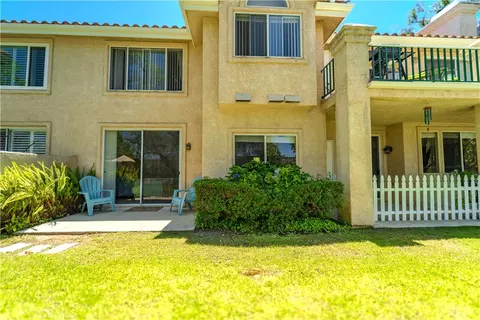 Exterior - 405 Huyler Ln #D, Simi Valley, CA 93065 photo 11 of 15