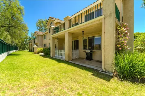 Exterior - 405 Huyler Ln #D, Simi Valley, CA 93065 photo 12 of 15