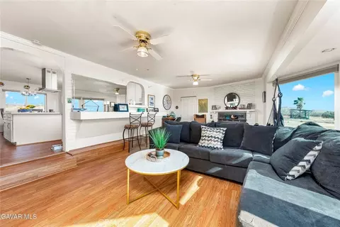 Living - 46408 172nd E, Lancaster, CA 93535 photo 3 of 3