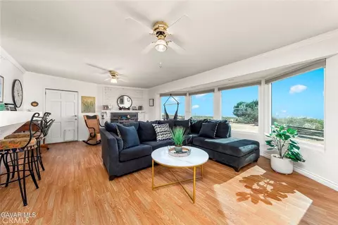 Living - 46408 172nd E, Lancaster, CA 93535 photo 2 of 3
