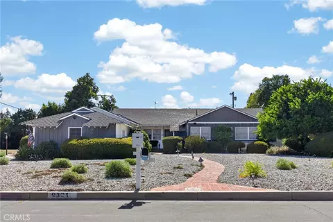 9301 Lasaine, Northridge, CA 91325