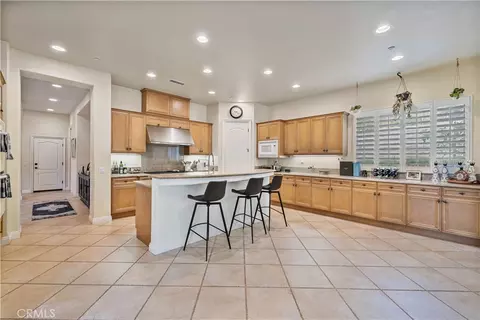 Kitchen - 4959 Shady Trl, Simi Valley, CA 93063 photo 4 of 4
