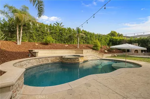 Exterior - 4959 Shady Trl, Simi Valley, CA 93063 photo 4 of 5