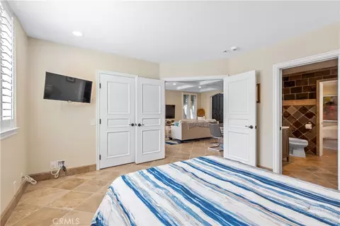 Bedroom - 1000 Mandalay Beach Rd, Oxnard, CA 93035 photo 2 of 6