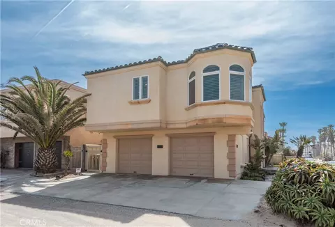 Exterior - 1000 Mandalay Beach Rd, Oxnard, CA 93035 photo 3 of 7