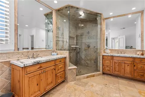 Bath - 1000 Mandalay Beach Rd, Oxnard, CA 93035 photo 4 of 5