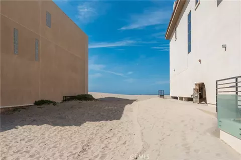 Exterior - 1000 Mandalay Beach Rd, Oxnard, CA 93035 photo 7 of 7