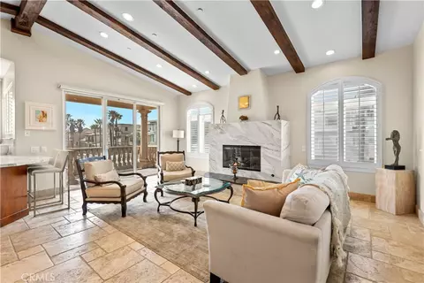 Living - 1000 Mandalay Beach Rd, Oxnard, CA 93035 photo 3 of 3