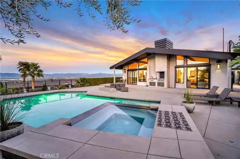 4326 Coronet Dr, Encino, CA 91316