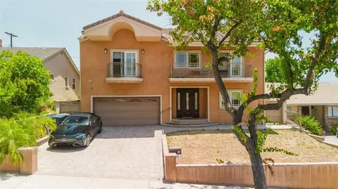 700 Irving Dr, Burbank, CA 91504
