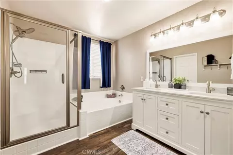 Bath - 159 Palermo Dr, Palmdale, CA 93550 photo 1 of 3