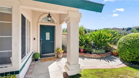 Other - 28924 Raintree Ln, Santa Clarita, CA 91390 photo 2 of 10