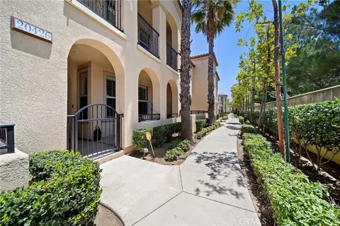 20426 Paseo Cresta, Porter Ranch, CA 91326