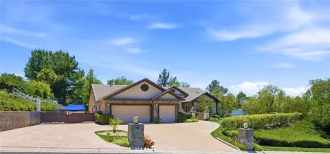 15330 Live Oak Springs Cyn, Canyon Country, CA 91387