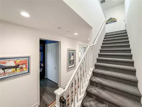 Entry Way - 2402 Conroy Ave, Camarillo, CA 93012 photo 6 of 8