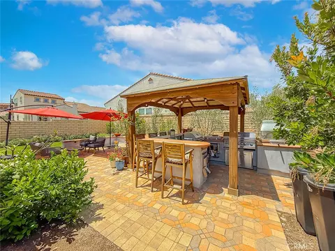 Exterior - 2402 Conroy Ave, Camarillo, CA 93012 photo 14 of 22