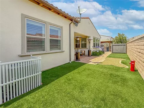 Exterior - 2402 Conroy Ave, Camarillo, CA 93012 photo 11 of 22