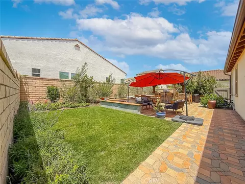 Exterior - 2402 Conroy Ave, Camarillo, CA 93012 photo 18 of 22