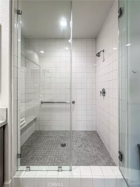 Bath - 2402 Conroy Ave, Camarillo, CA 93012 photo 4 of 6