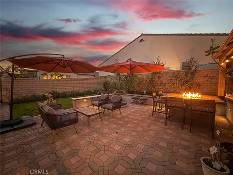 Exterior - 2402 Conroy Ave, Camarillo, CA 93012 photo 3 of 22