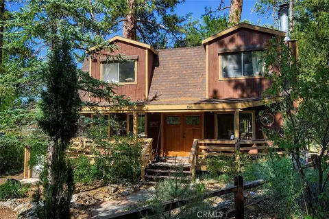 1429 Zermatt Dr, Pine Mountain Club, CA 93222