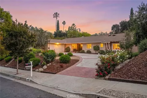 4450 Romero Dr, Tarzana, CA 91356