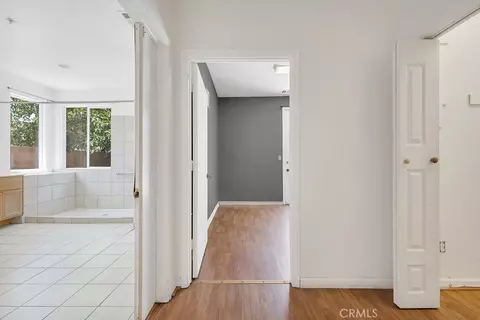 Entry Way - 3753 Saddleback Dr, Palmdale, CA 93550 photo 7 of 8