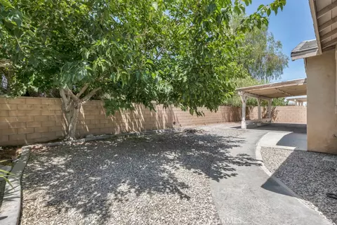 Exterior - 3753 Saddleback Dr, Palmdale, CA 93550 photo 9 of 13