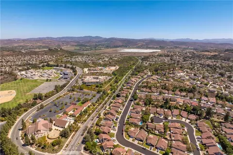 View/Area - 4384 Laurelhurst Rd, Moorpark, CA 93021 photo 4 of 6