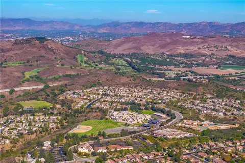 View/Area - 4384 Laurelhurst Rd, Moorpark, CA 93021 photo 6 of 6