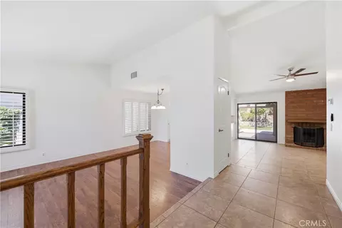 Entry Way - 4384 Laurelhurst Rd, Moorpark, CA 93021 photo 2 of 3