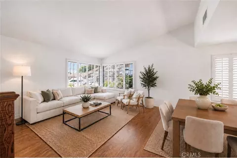 Living - 4384 Laurelhurst Rd, Moorpark, CA 93021 photo 2 of 8