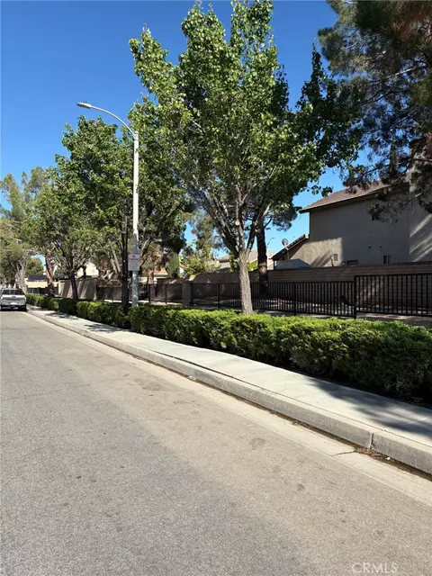 3309 Fairfield Ave, Palmdale, CA 93550