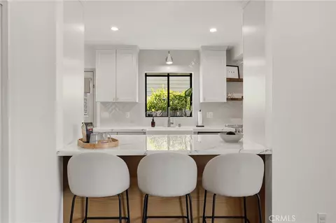 Kitchen - 10623 Tinker Ave, Tujunga, CA 91042 photo 1 of 8