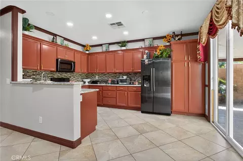 Kitchen - 3708 Adobe, Palmdale, CA 93550 photo 3 of 3