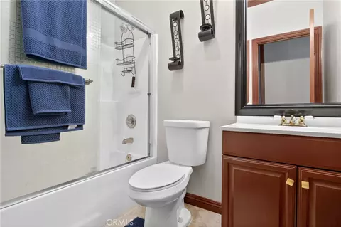 Bath - 3708 Adobe, Palmdale, CA 93550 photo 3 of 3