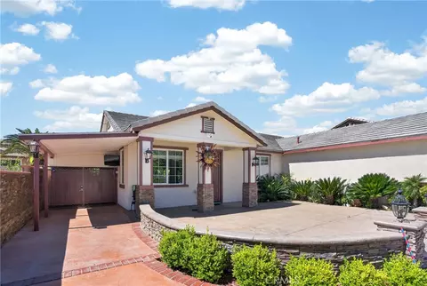 Exterior - 3708 Adobe, Palmdale, CA 93550 photo 3 of 11