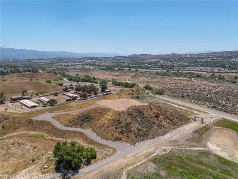 28774 San Francisquito Canyon Rd, Saugus, CA 91390